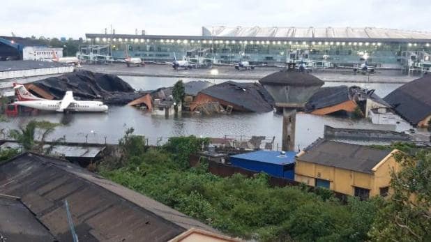 Cyclone Amphan Update: ‘अम्फान’ ने कोलकाता एयरपोर्ट पर मचाई भीषण तबाही, रनवे-हैंगर डूबे