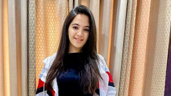 Siya Kakkar: Delhi की Tik Tok Star सिया कक्कड़ ने की Suicide, जानिए आत्महत्या का कारण